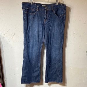 Essential Bootcut Gap Size 16